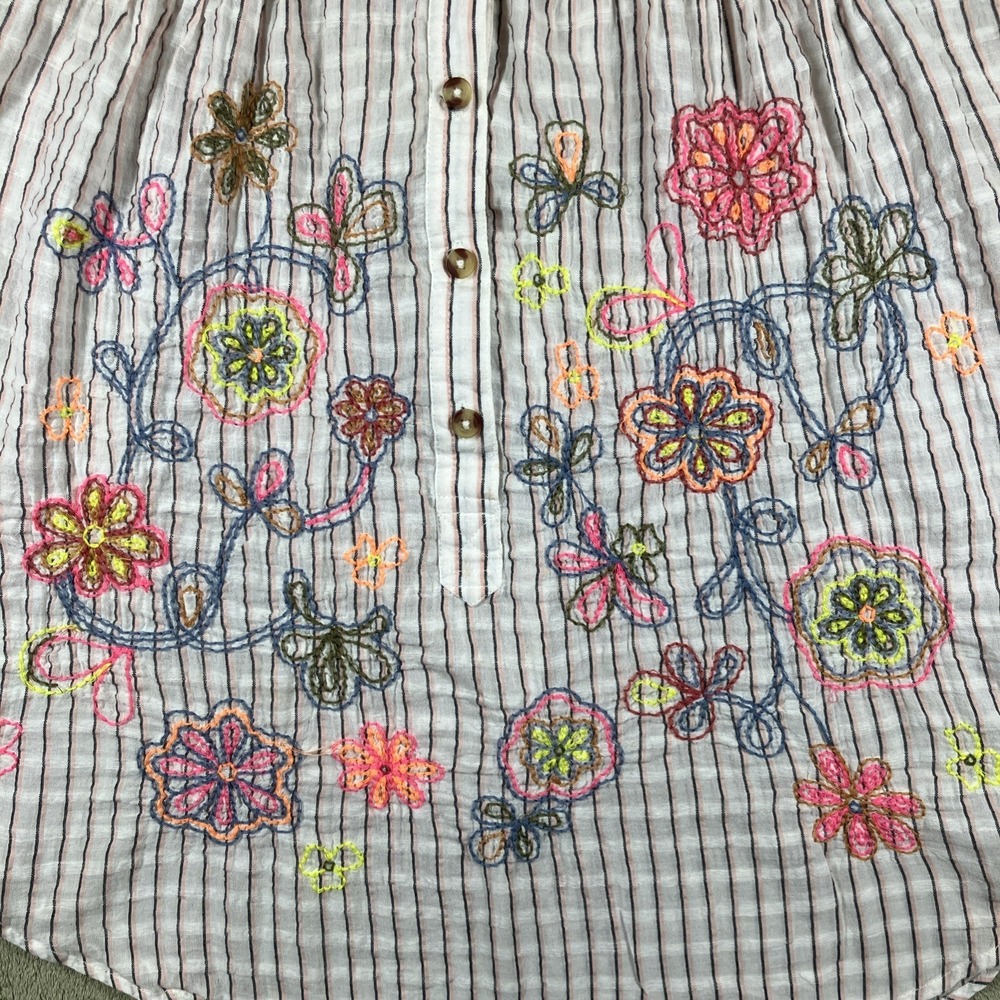 Pilcro Anthropologie Embroidered Short Sleeve Henley Shirt Small Boho Boxy - Picture 5 of 12